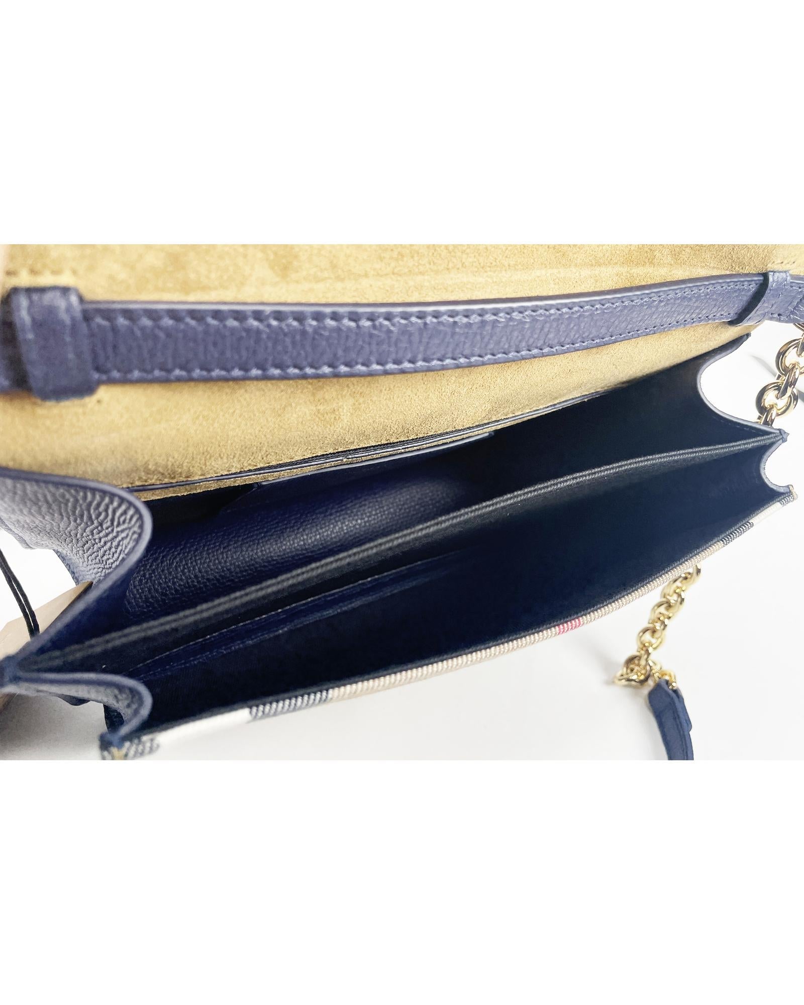 Burberry  Beige Card Holder