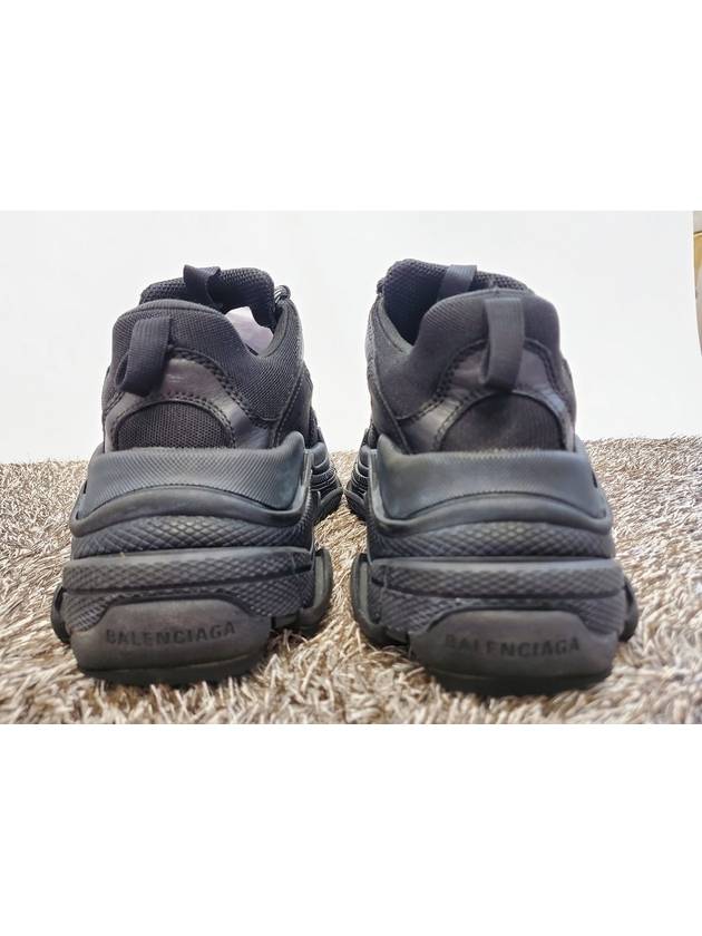 Balenciaga Triple S Dirty Black 39 260