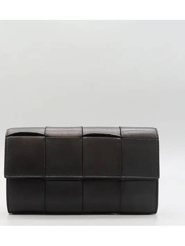 Bottega Veneta 651387 Black leather cassette large flap long wallet