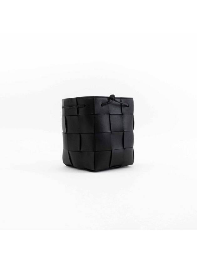 Bottega Veneta Intrecciato Cassette Small Bucket Bag Black