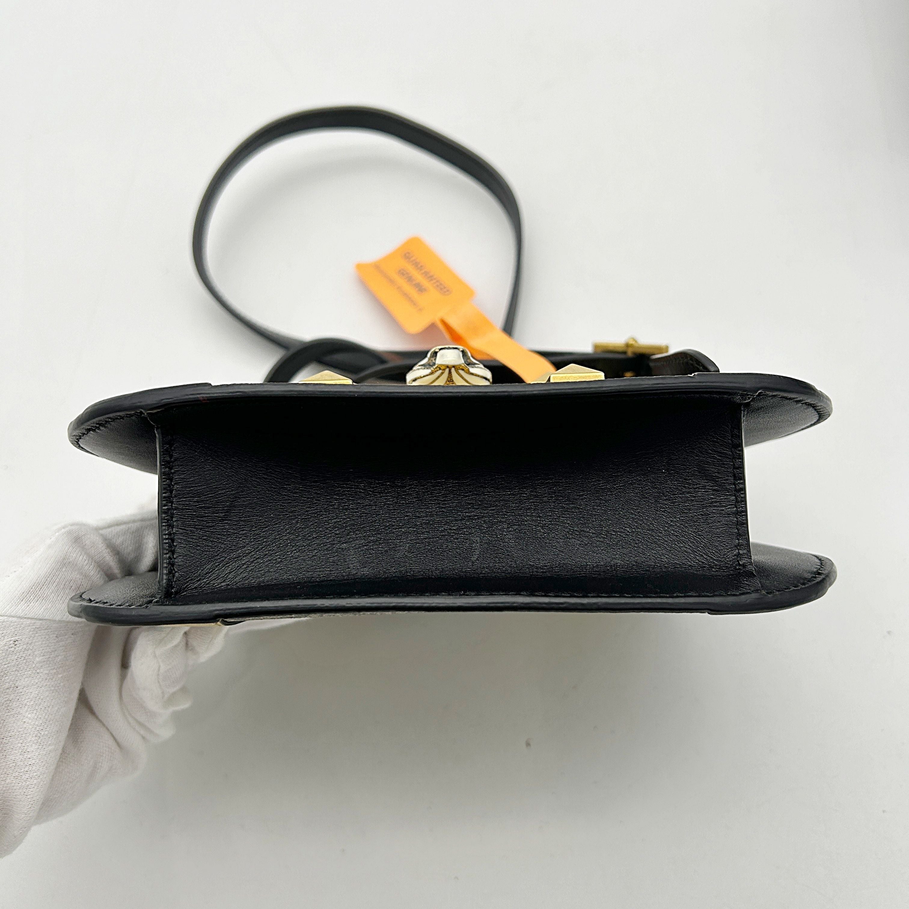 GUCCI GG Supreme Monogram Small Osiride Shoulder Bag Black Gold  2506222503