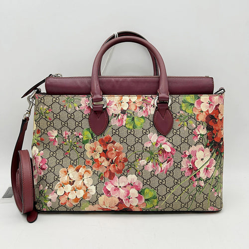 GUCCI GG Supreme Monogram Blooms Large Zip Top Tote Beige Multicolor Dry Rose  LA20219