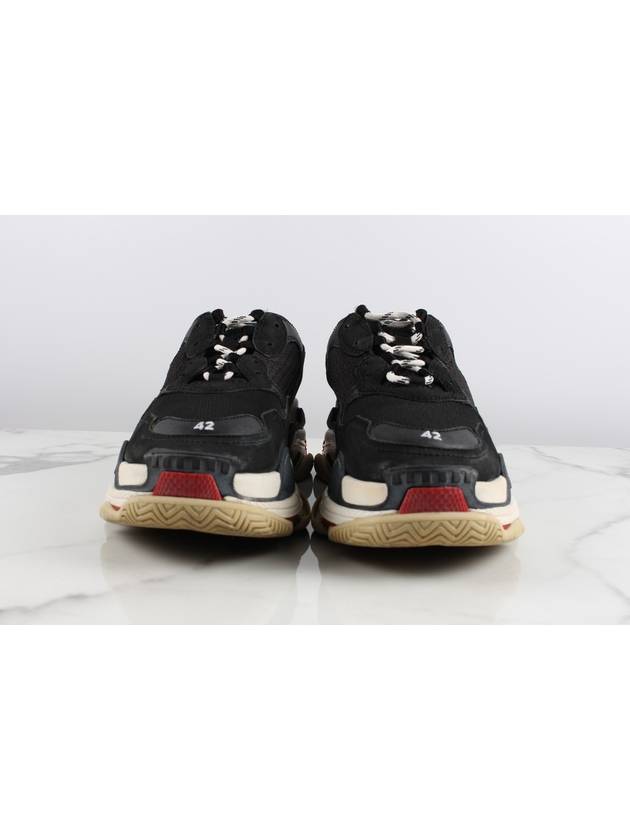 Balenciaga Triple S Black Red 42 270