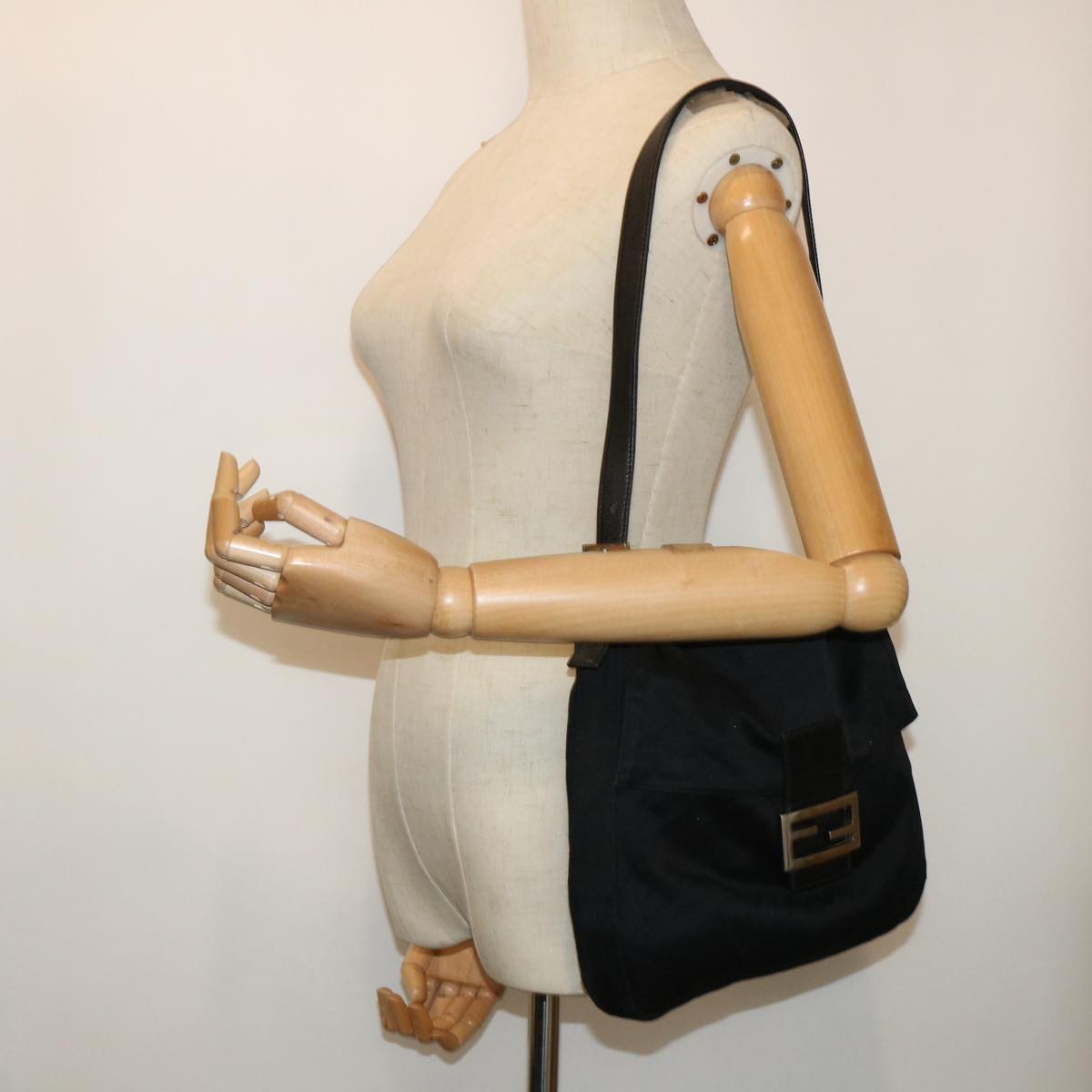 FENDI Mamma Baguette Shoulder Bag Nylon Black53377