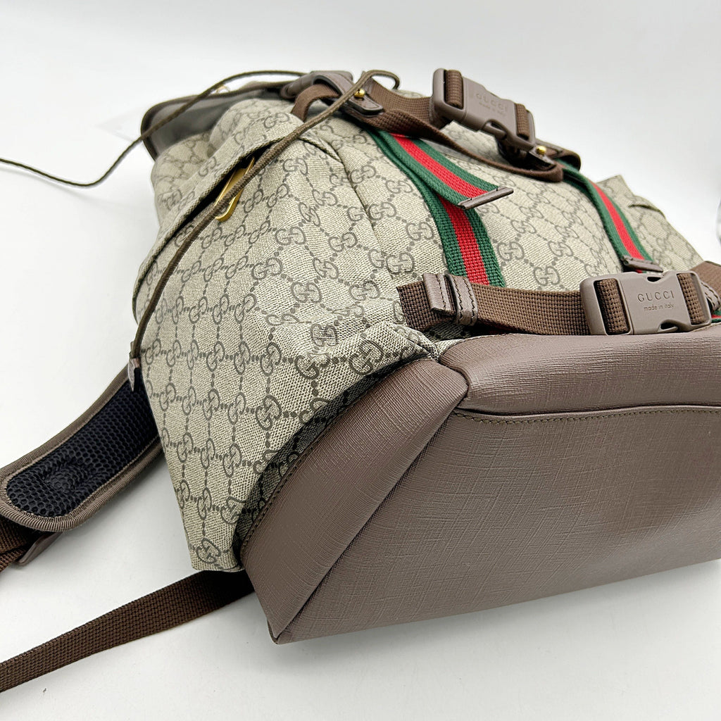 Gucci Skateboard BackpackGG Supreme Canvas Beige Web Stripe Backpack LA46033