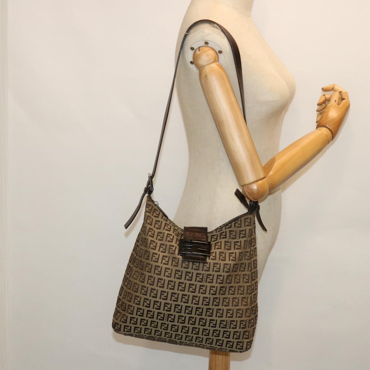 FENDI Zucchino Canvas Mamma Baguette Shoulder Bag Brown54964