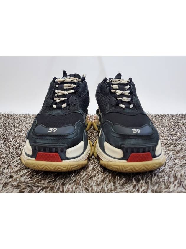 Balenciaga Triple S Black Red 39 260