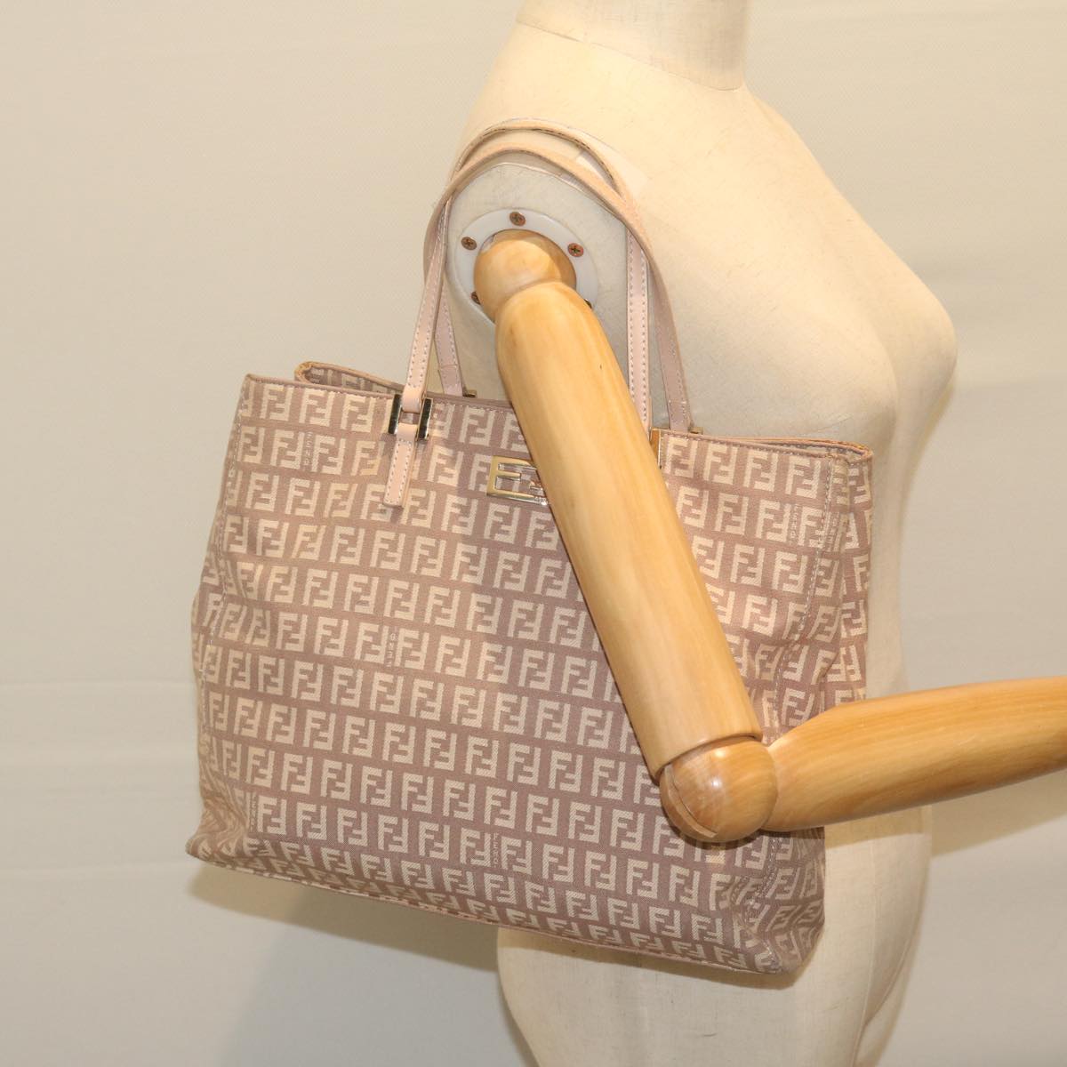FENDI Zucchino Canvas Hand Bag Beige61442