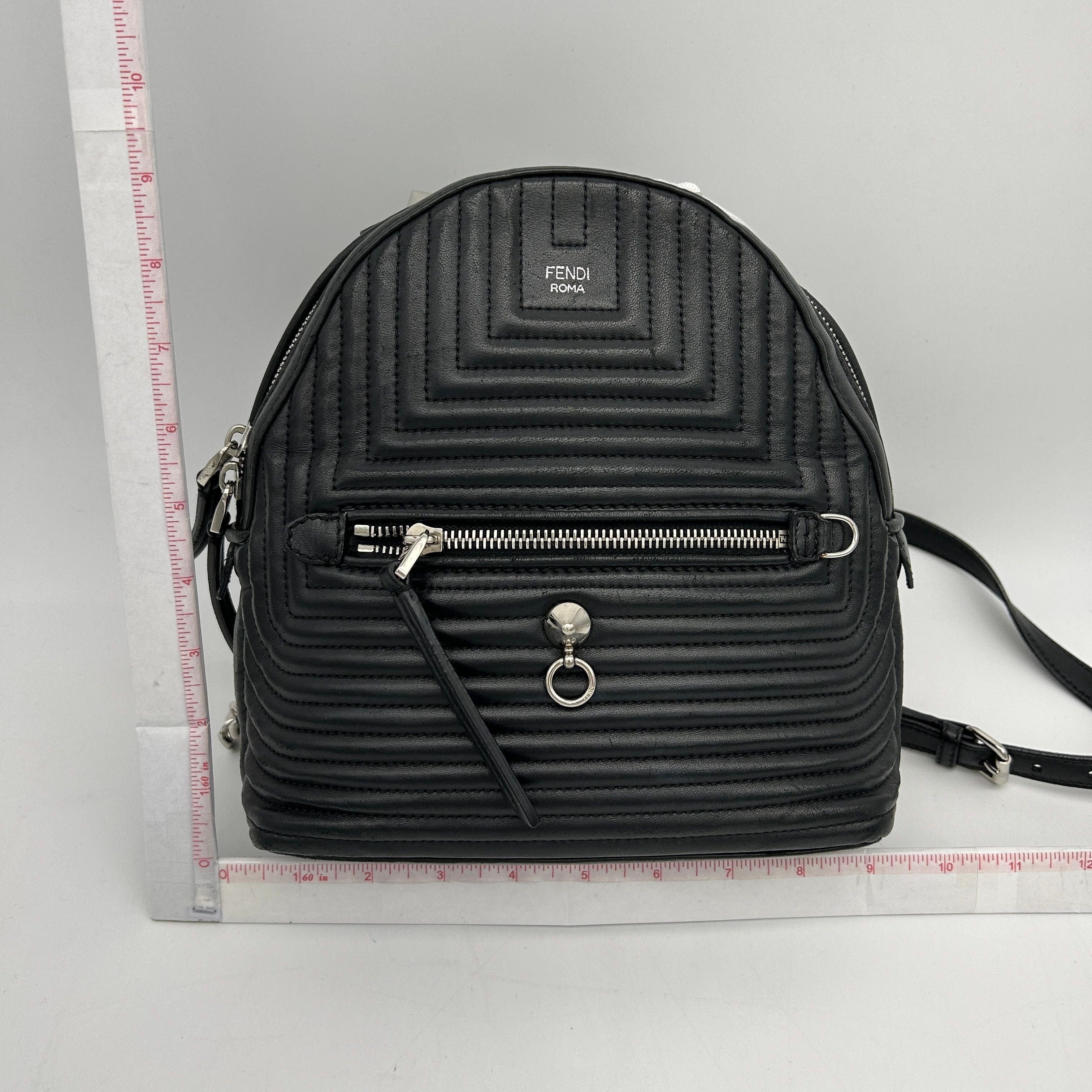 By the way leather backpack Fendi Black in Leather LA15428