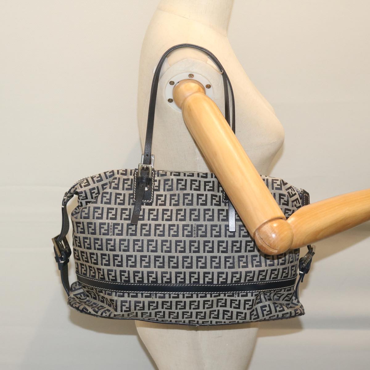 FENDI Zucchino Canvas Shoulder Bag Navy63396