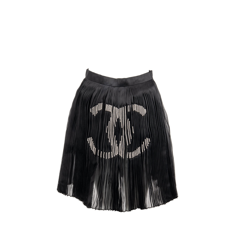 Chanel size 34 22A Silk Skirt Black/White