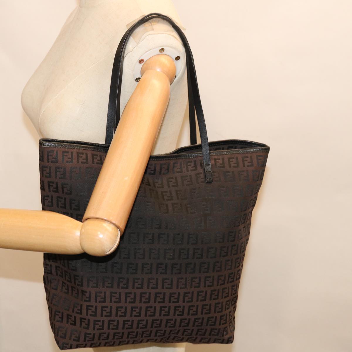 FENDI Zucchino Canvas Tote Bag Brown64761