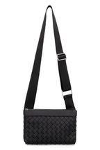 BOTTEGA VENETA Intrecciato Messenger Handbag - 26 CM x 16 CM x 9 CM