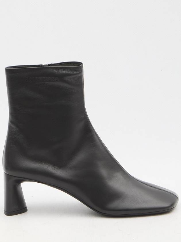 Balenciaga Duty Free 60mm boots