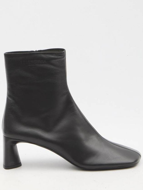 Balenciaga Duty Free 60mm boots