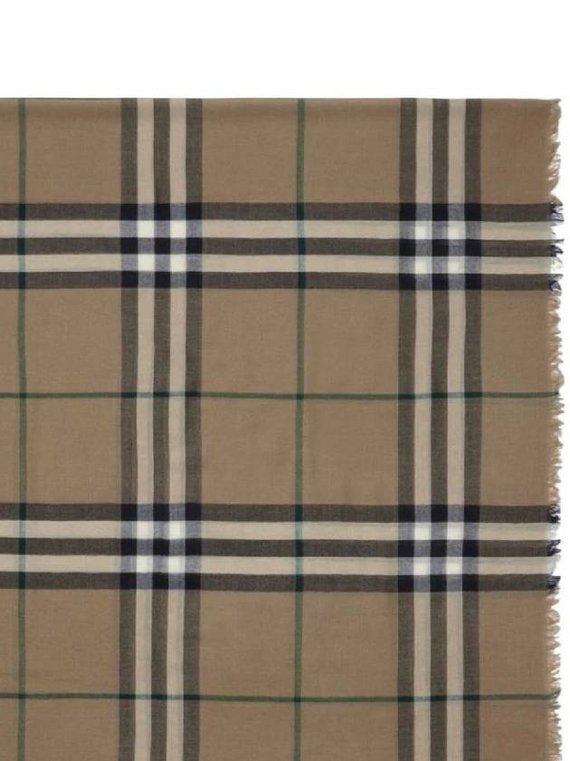Burberry Raw Cut Checked Wool Scarf Brown