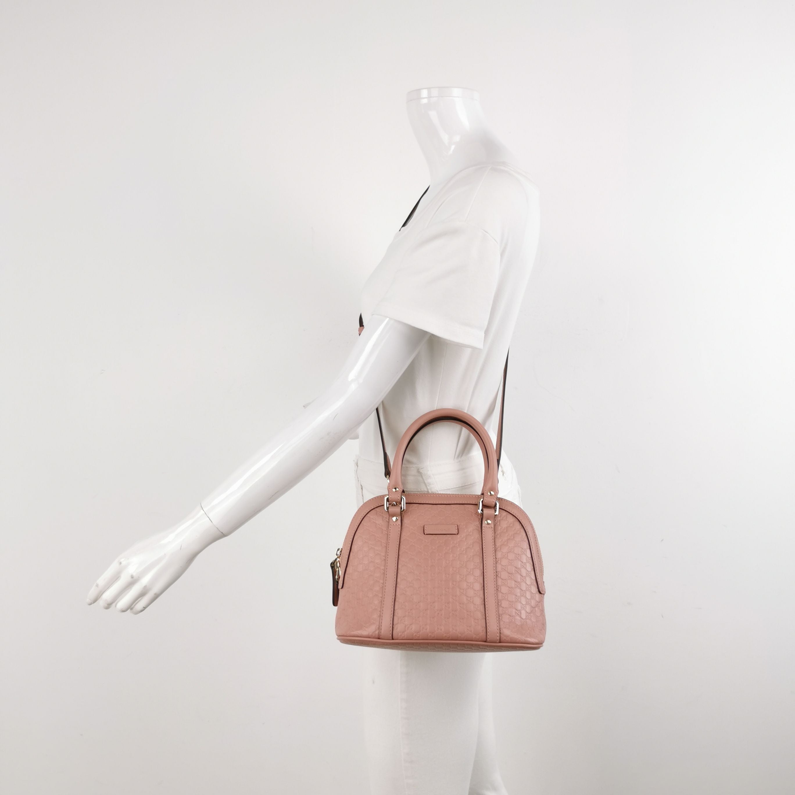 Gucci GG Supreme Crossbody Shoulder Bag 250428781169134