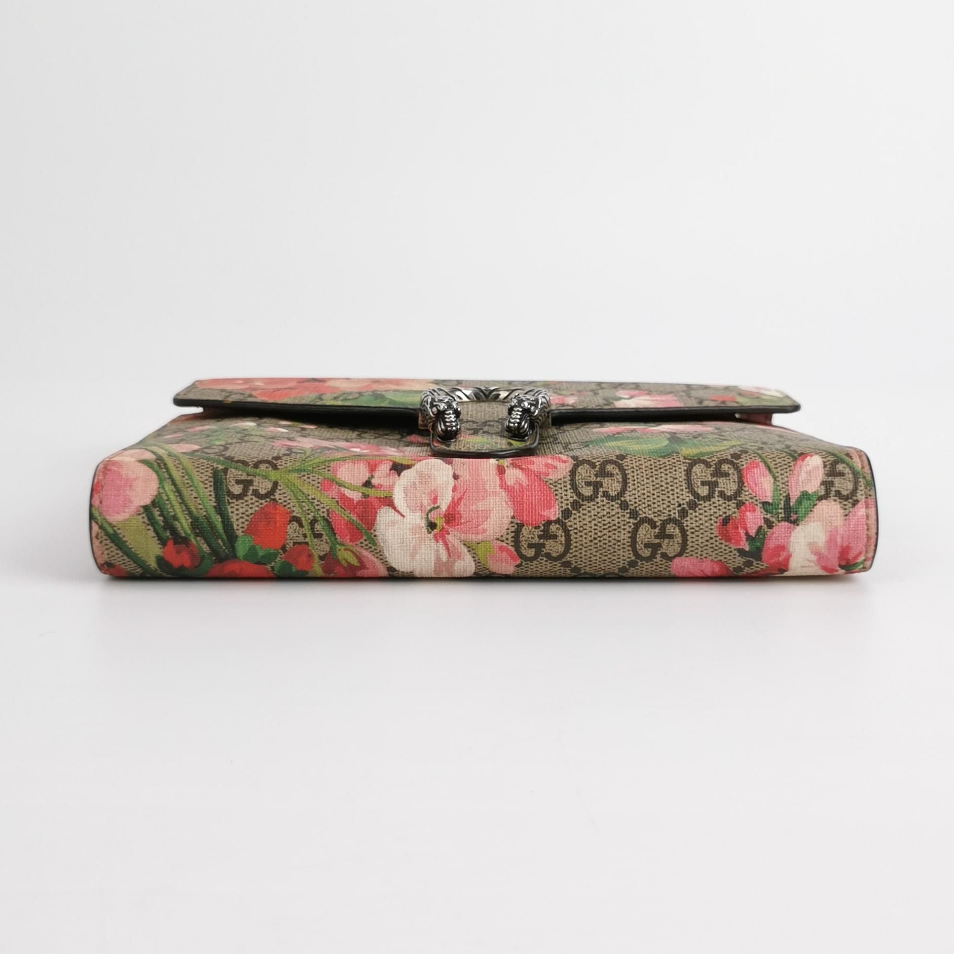 Gucci Dionysus Mini Bag in Calfskin with Geranium Print and Double Tiger Head Clasp 250430781173234