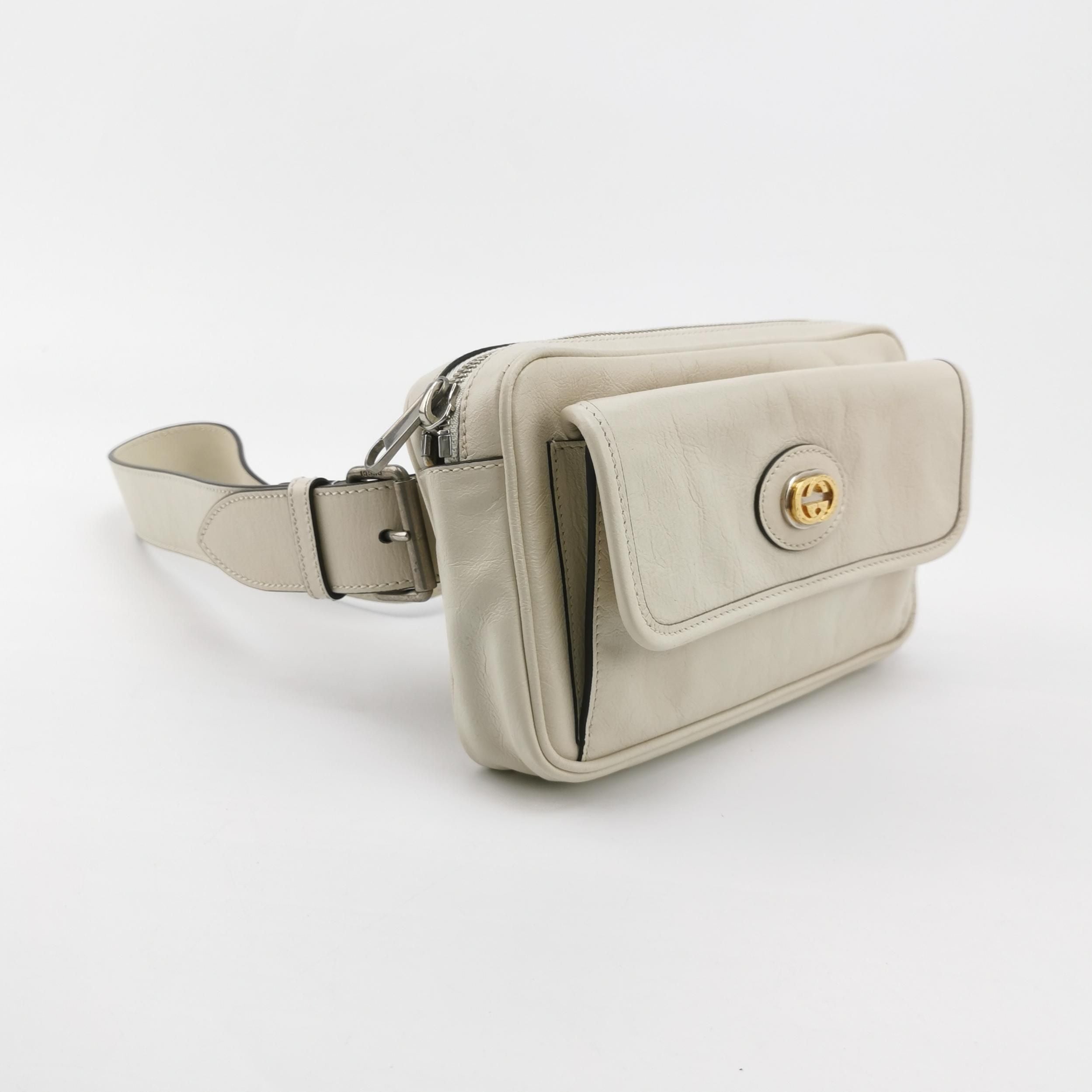 Gucci GG Logo Waist Bag Chest Bag 250429781170962