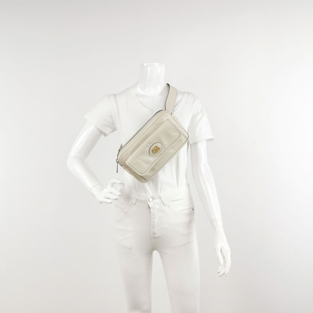 Gucci GG Logo Waist Bag Chest Bag 250429781170962