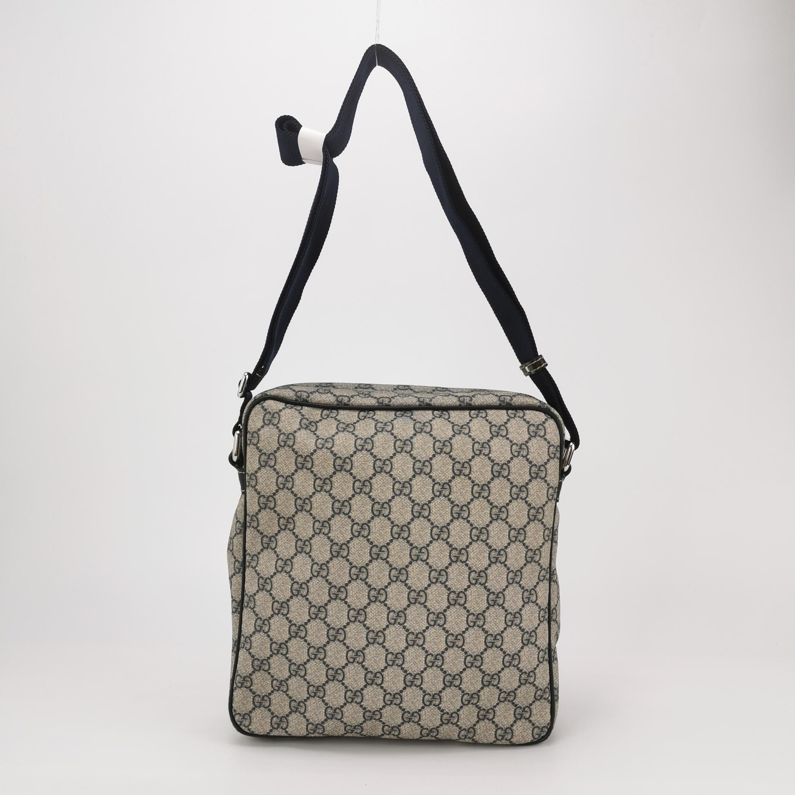 Gucci GG Canvas Shoulder Bag 250430781172145