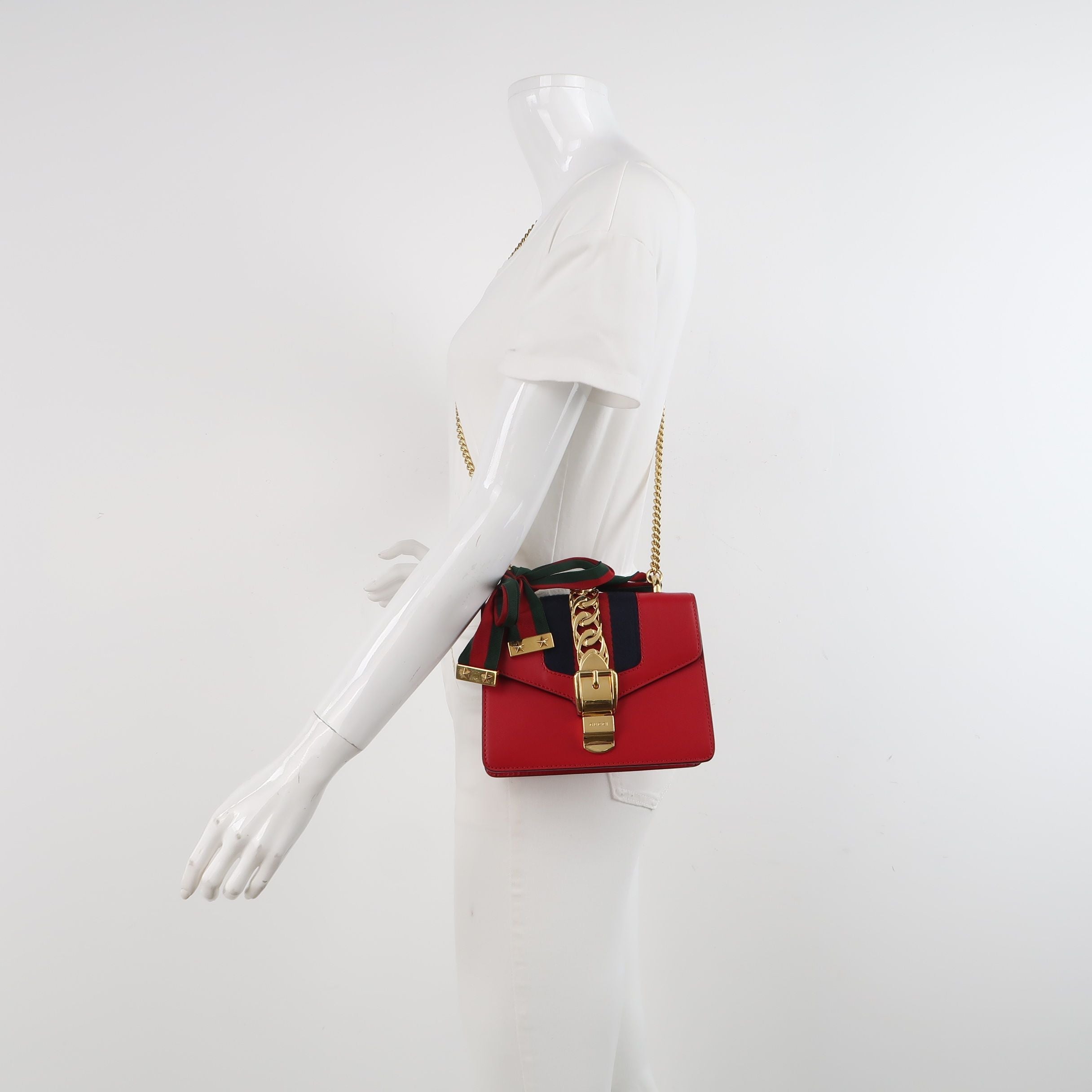 Gucci Sylvie Mini Leather Crossbody Bag with Metal Buckle and Ribbon 250430781173189