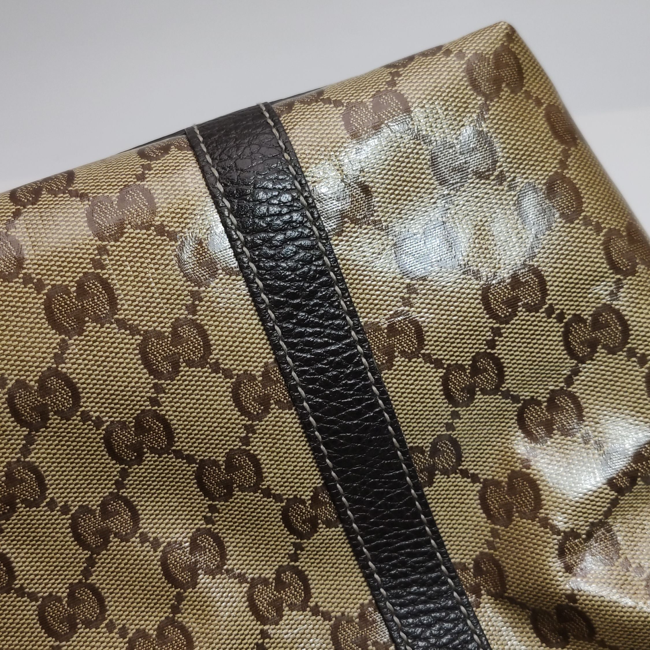 Gucci Coated Canvas GG Logo Crossbody Shoulder Bag 250429781171415