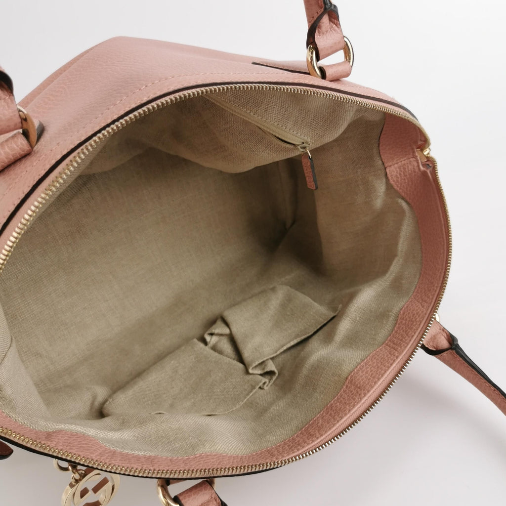 Gucci Interlocking G Logo Zip Crossbody Shoulder Bag 250424781163078