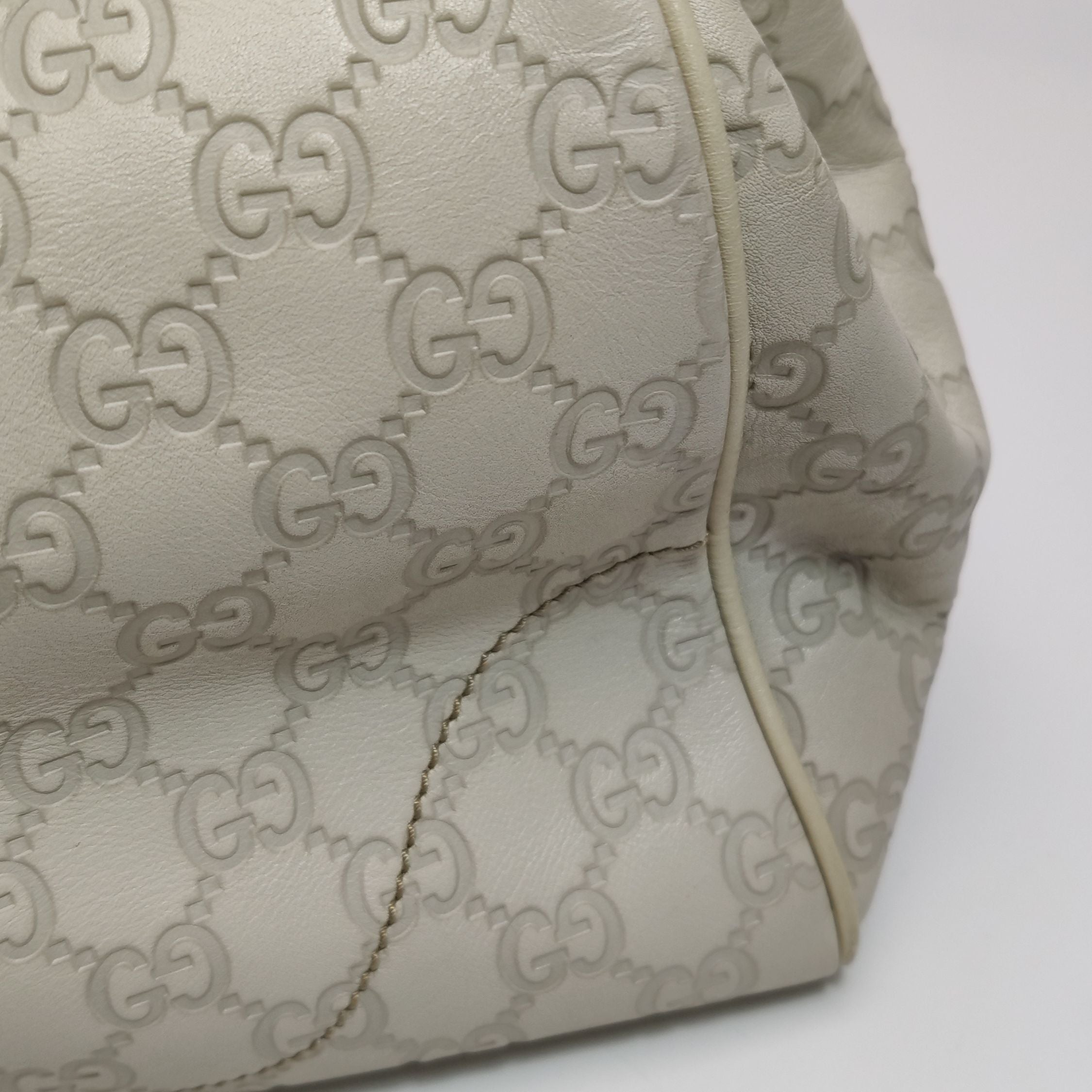 Gucci Jackie GG Monogram Shoulder Bag 250421781158671