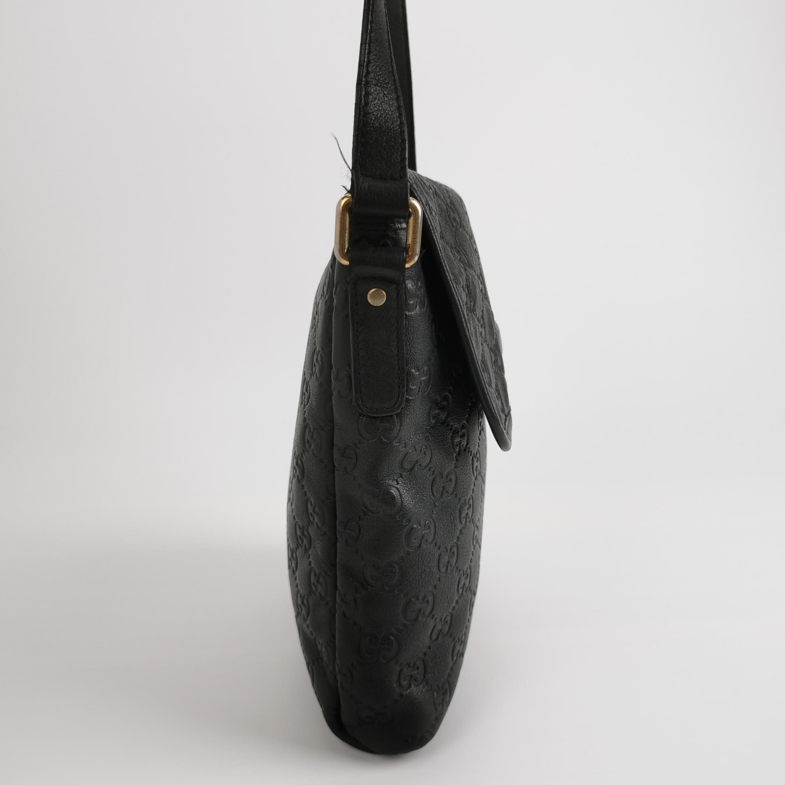 Gucci GG Canvas Shoulder Bag 250421781158926
