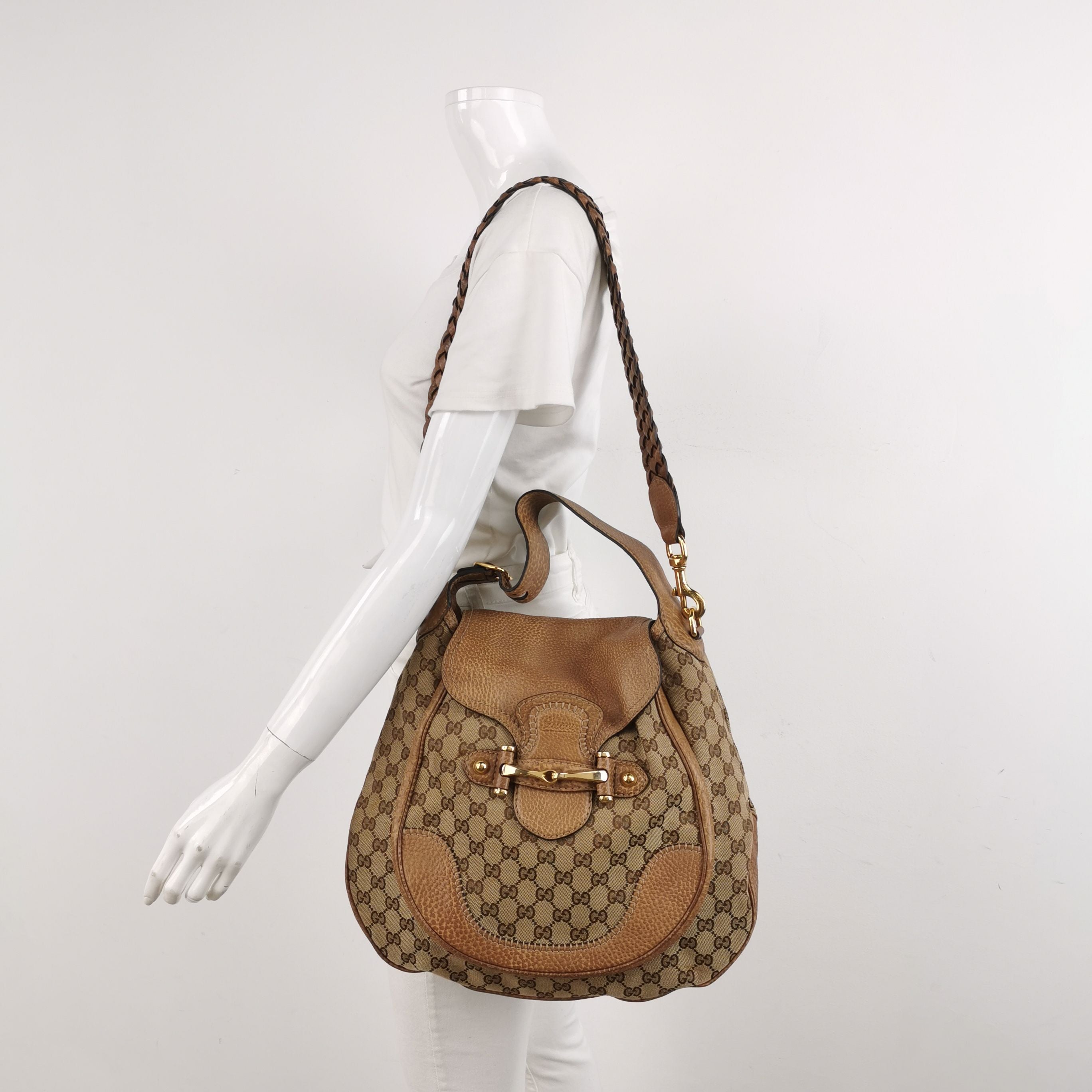 Gucci GG Canvas and Leather Shoulder Bag 250412781145789
