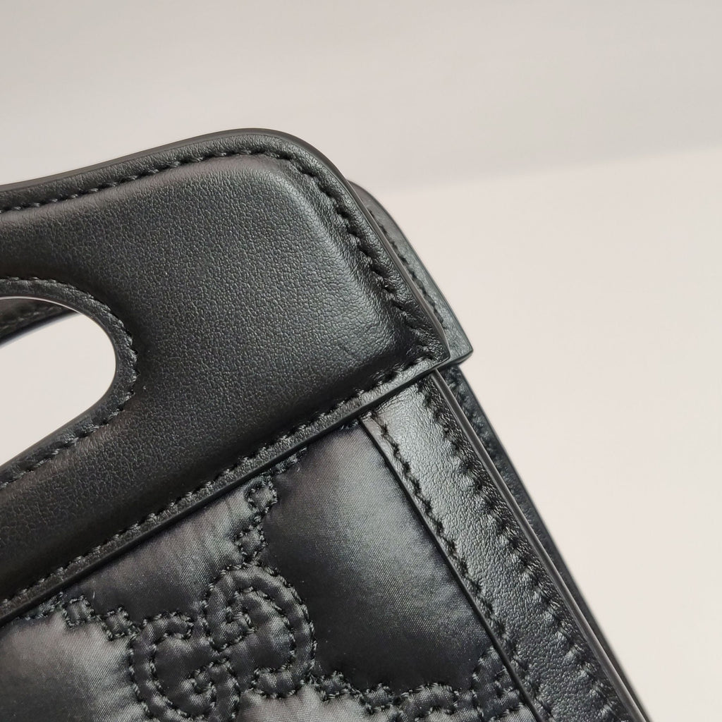 Gucci GG Matelassé Mini Leather Shoulder Bag 250414781148471