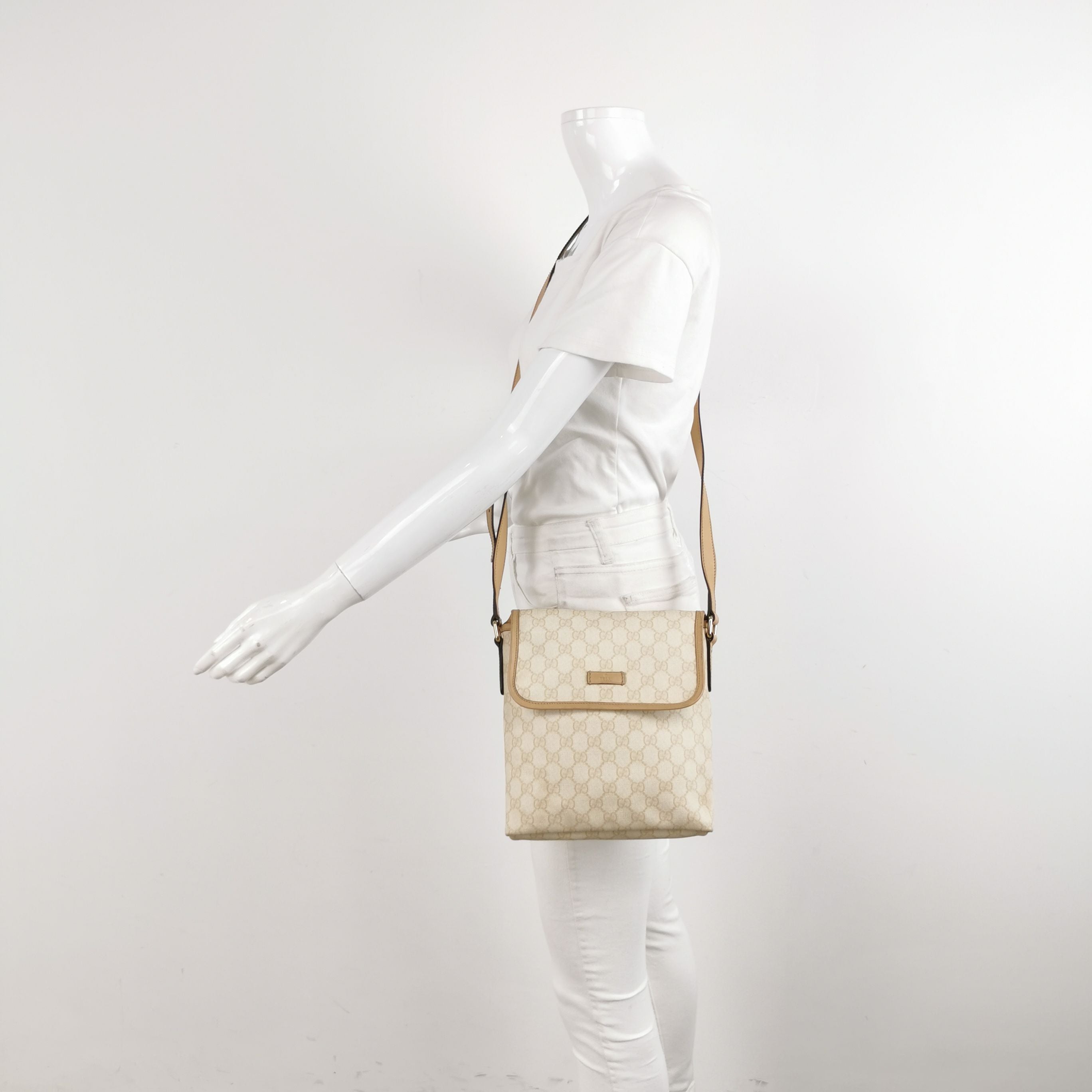 Gucci GG Logo Leather Shoulder Bag 047851100930