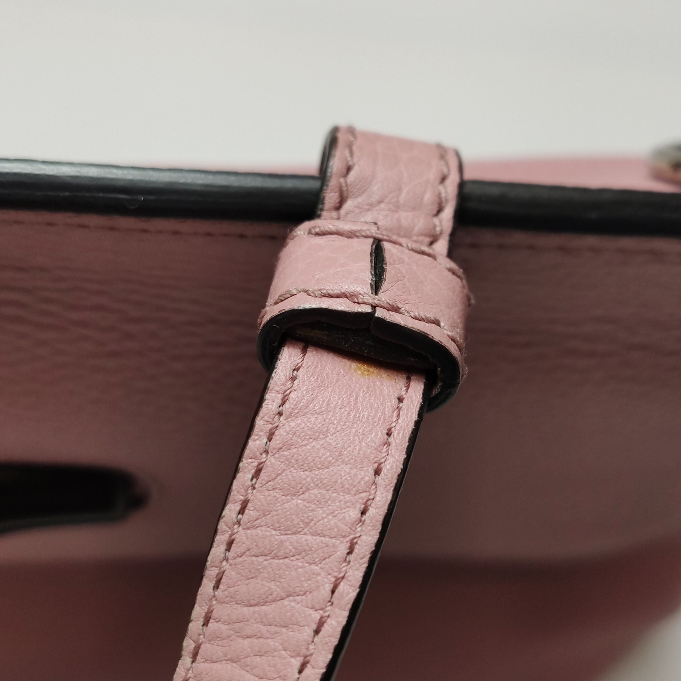 Gucci Daily Leather Bamboo Twist Lock Shoulder Bag 250408781139600