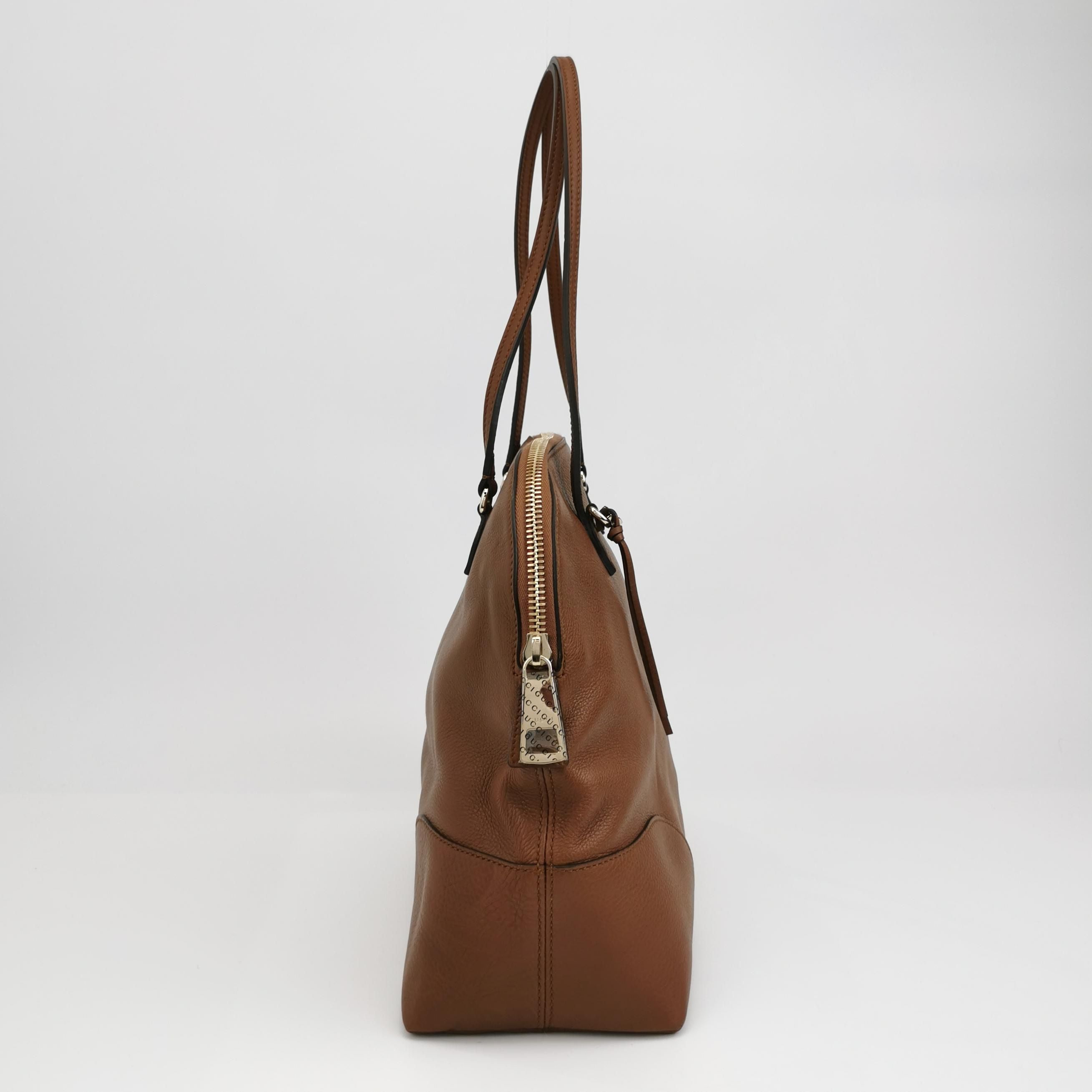 Gucci Leather Solid Logo Shoulder Bag 047851000700