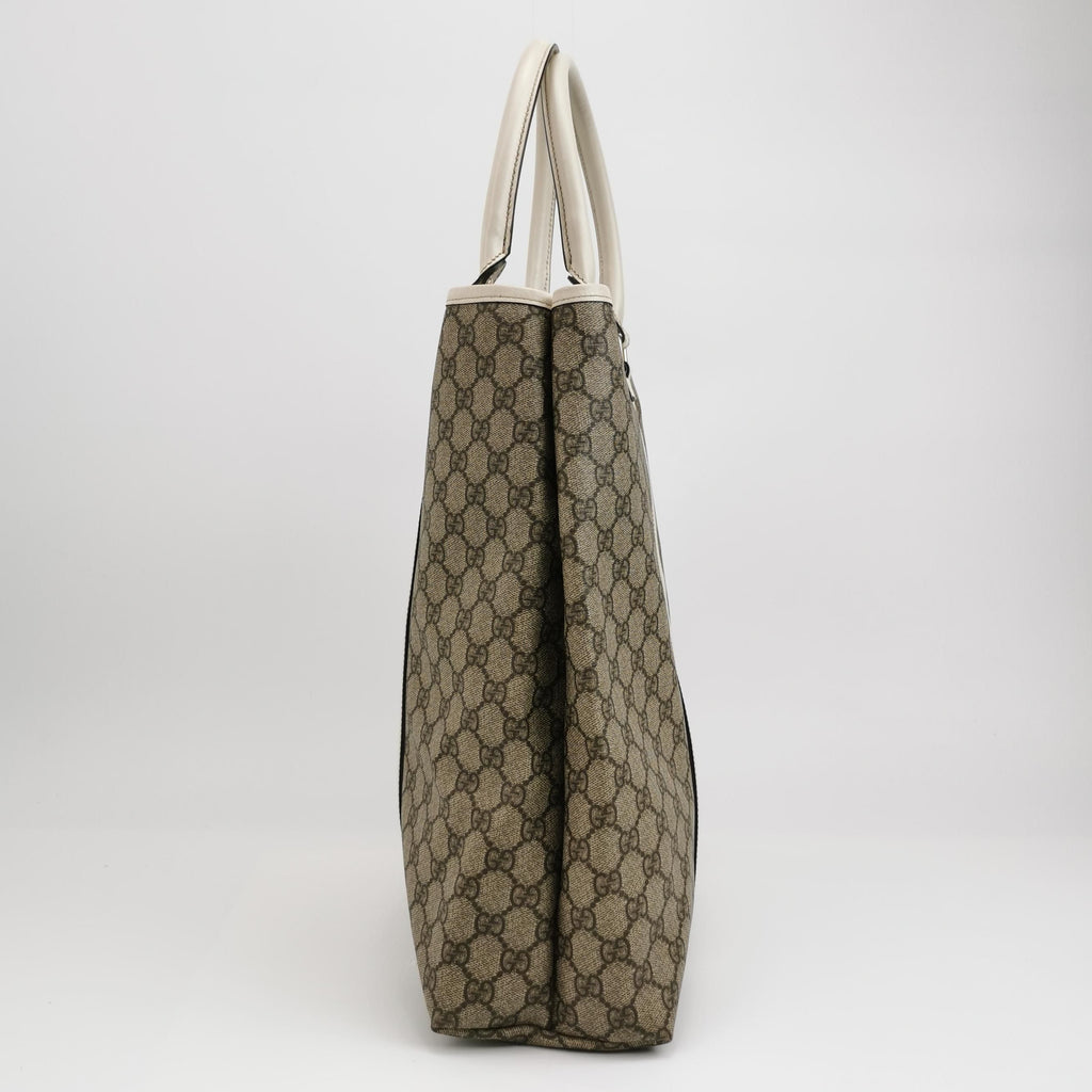 Gucci GG Canvas Shoulder Bag 250407781138720