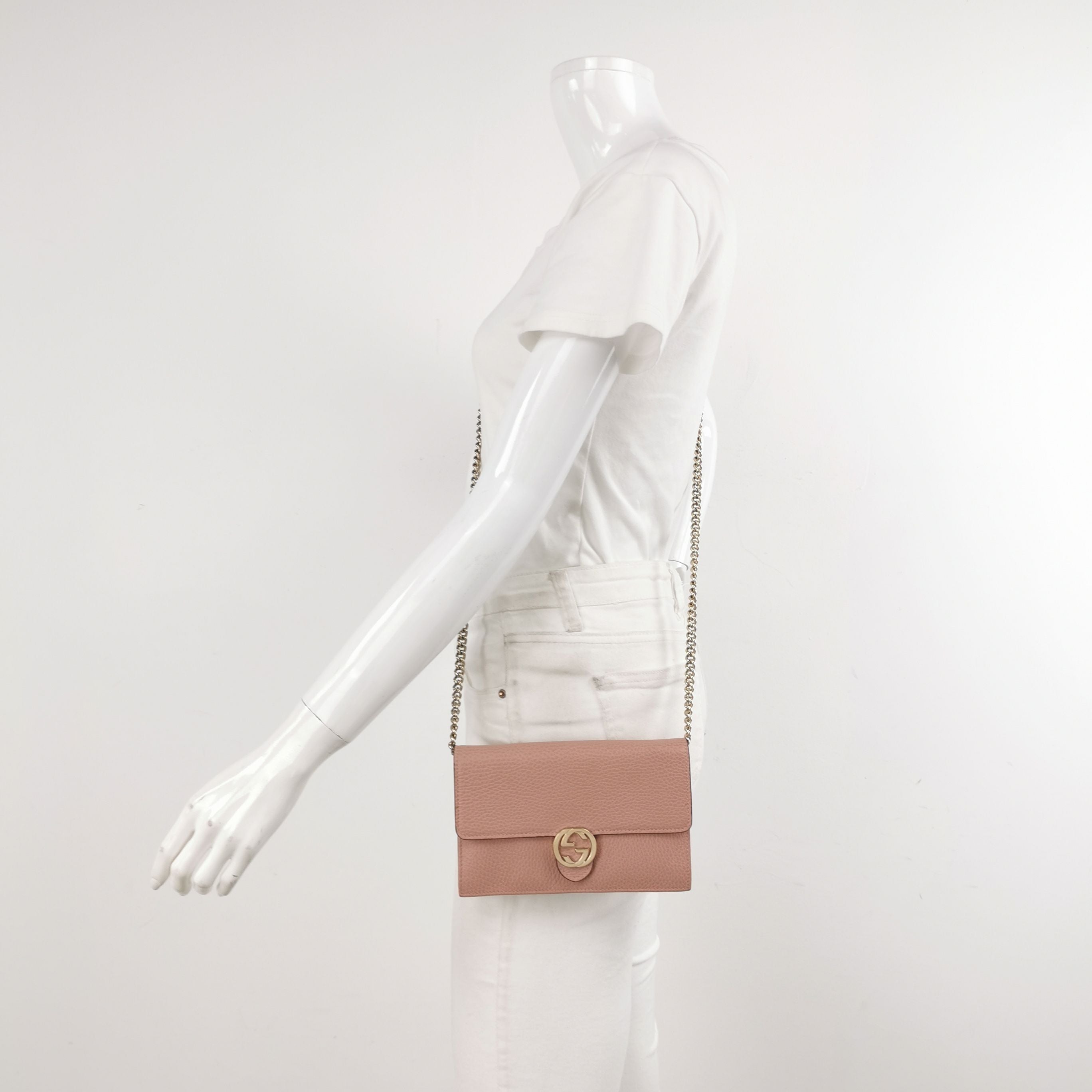 Gucci Interlocking G Leather Shoulder Bag 250405781136233