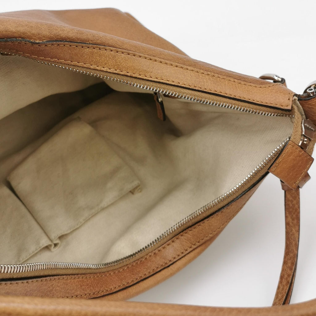 Gucci Leather Solid Zip Crossbody Shoulder Bag 250331781128903
