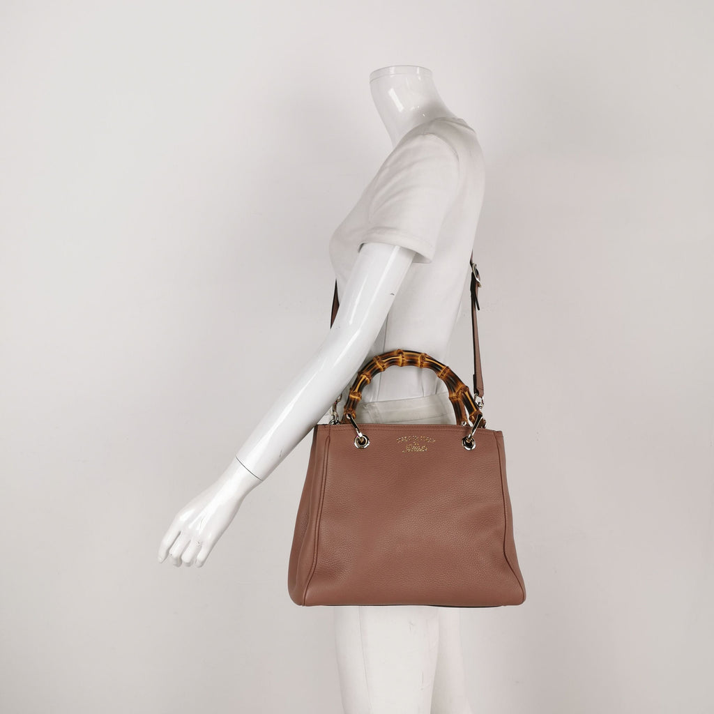 Gucci Bamboo Shopper Leather Solid Letter Logo Bamboo Handle Tote Bag Crossbody Bag 250404781134764