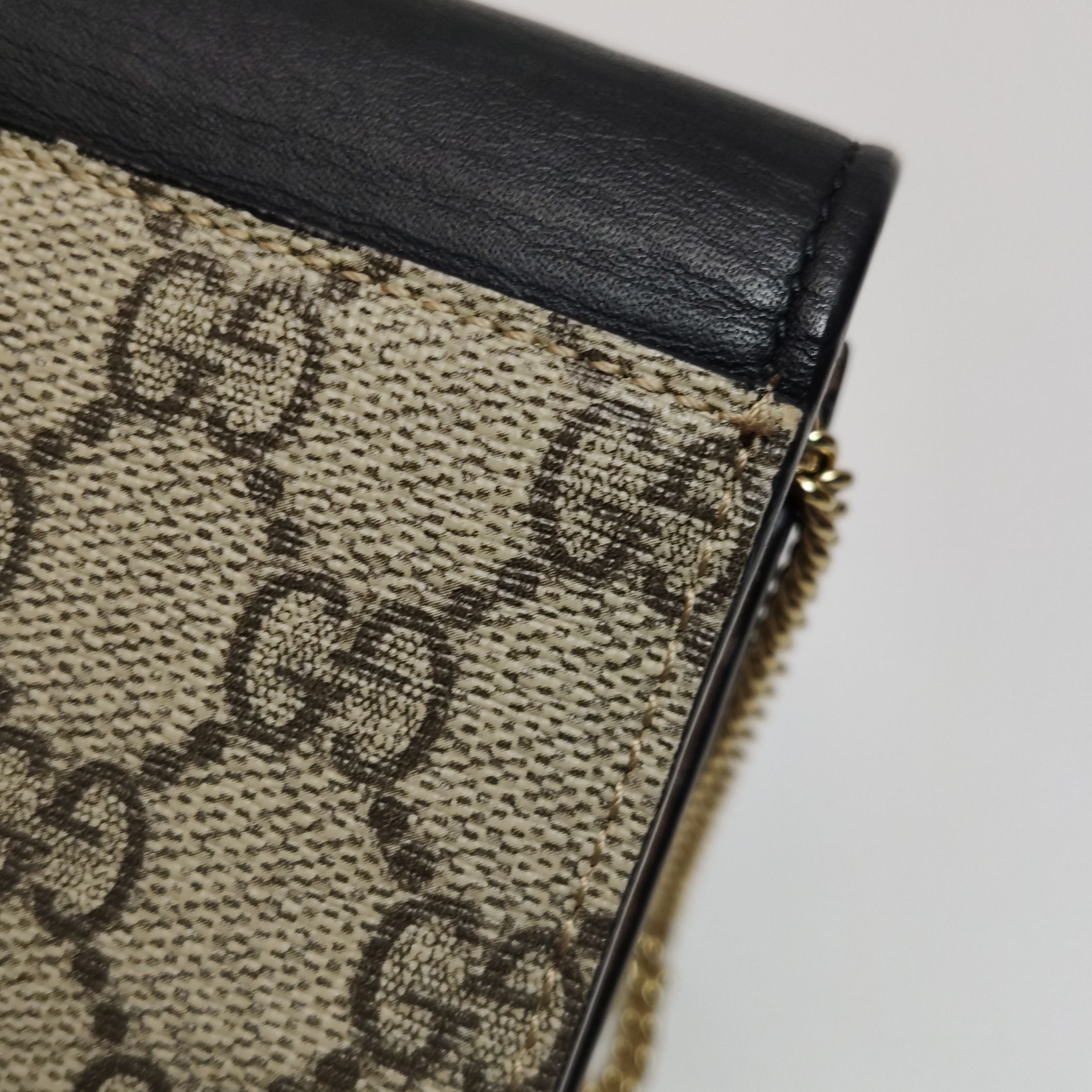 Gucci Padlock Leather Shoulder Bag 250404781134104