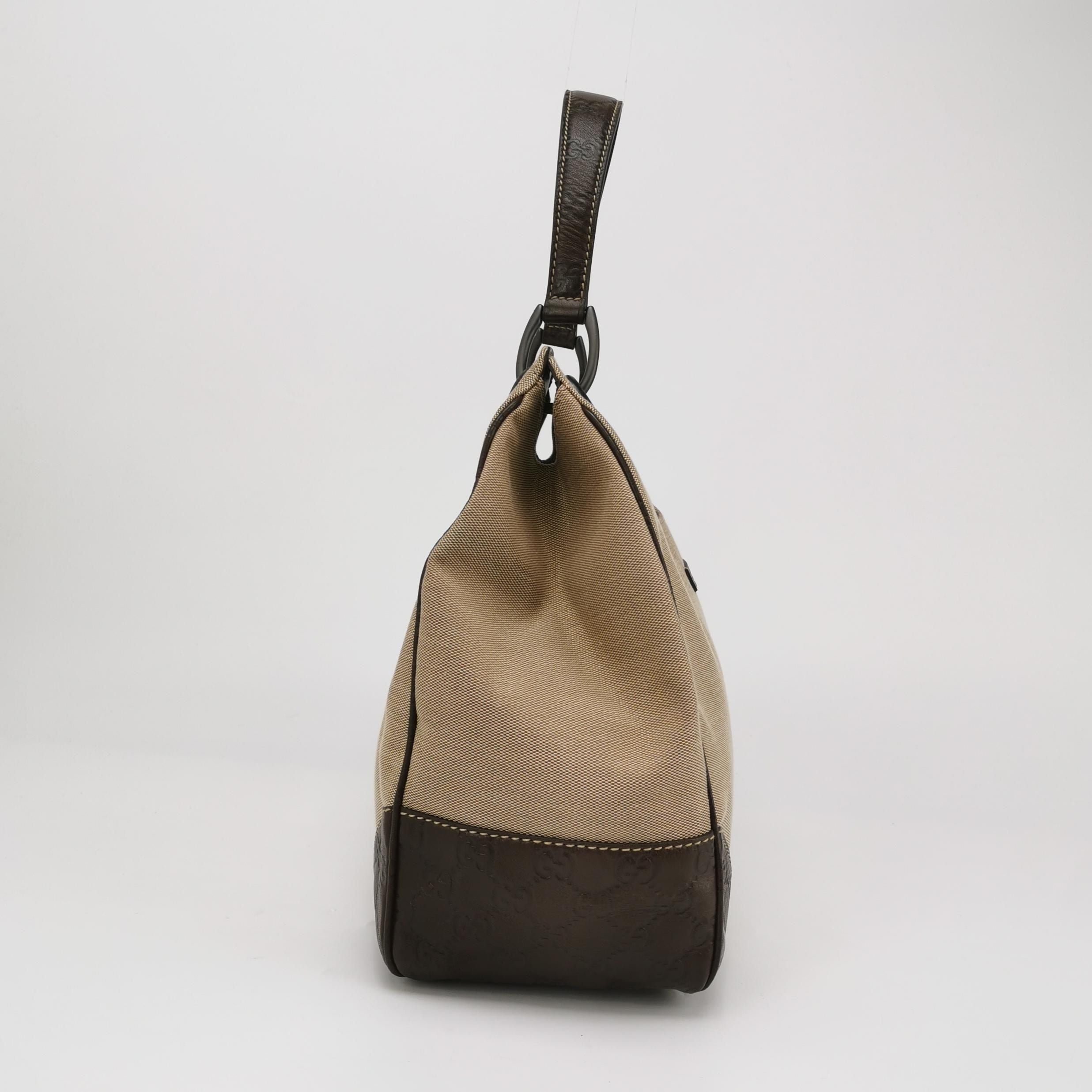 Gucci GG Canvas and Leather Shoulder Bag 250405781135726