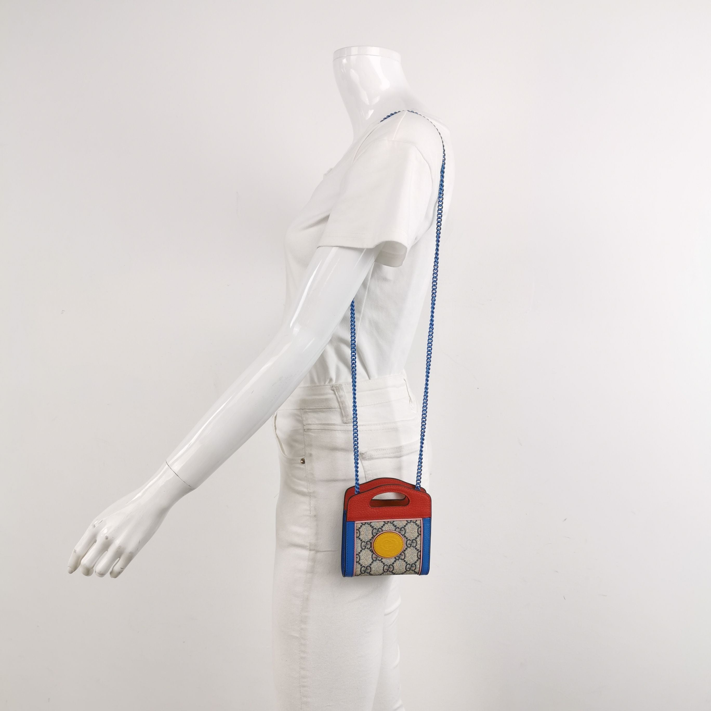 Gucci GG Canvas Shoulder Bag 250405781135288
