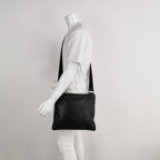Gucci GG Logo Crossbody Bag 250403781132662