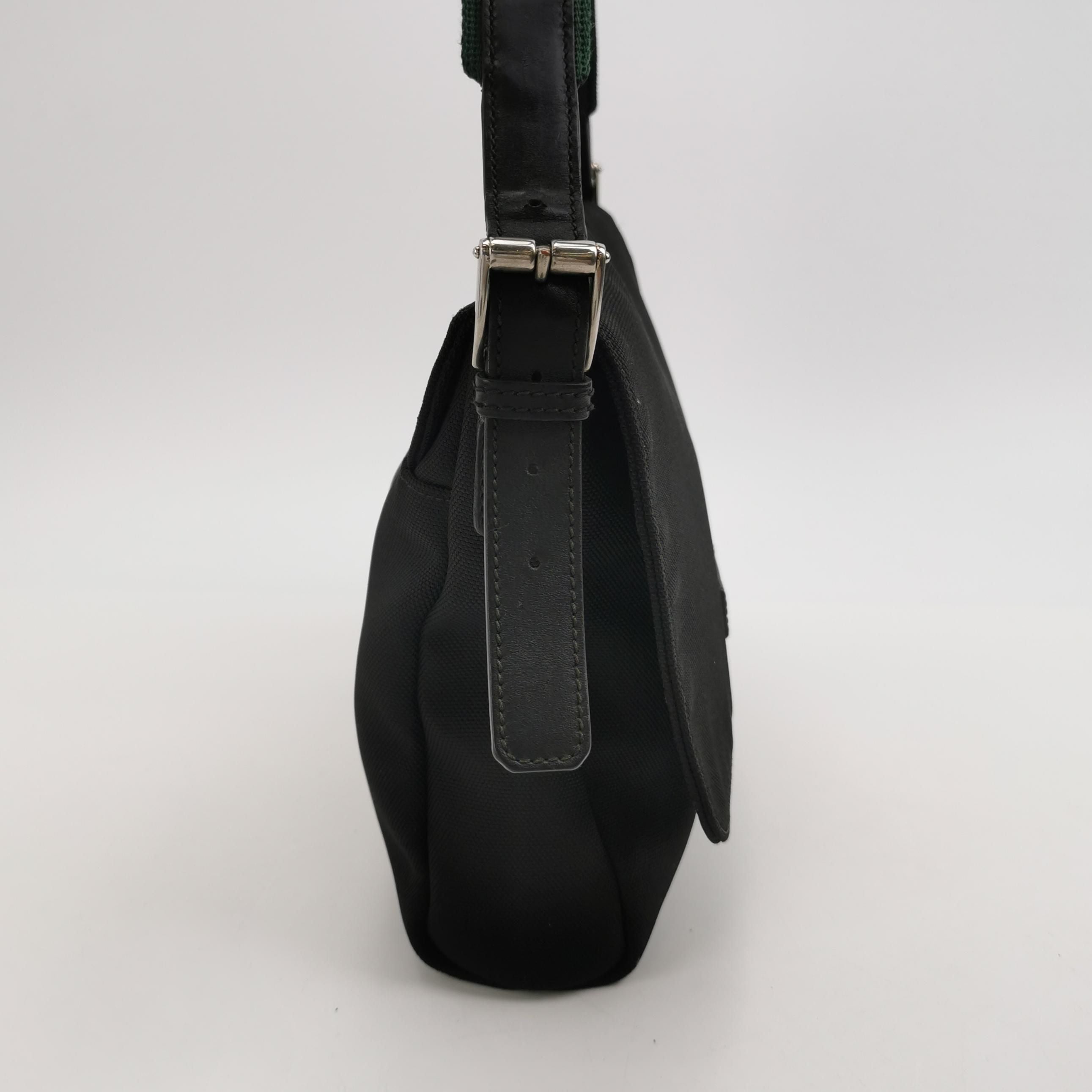Gucci Leather Nylon Solid Letter Logo Crossbody Shoulder Bag 250402781132065
