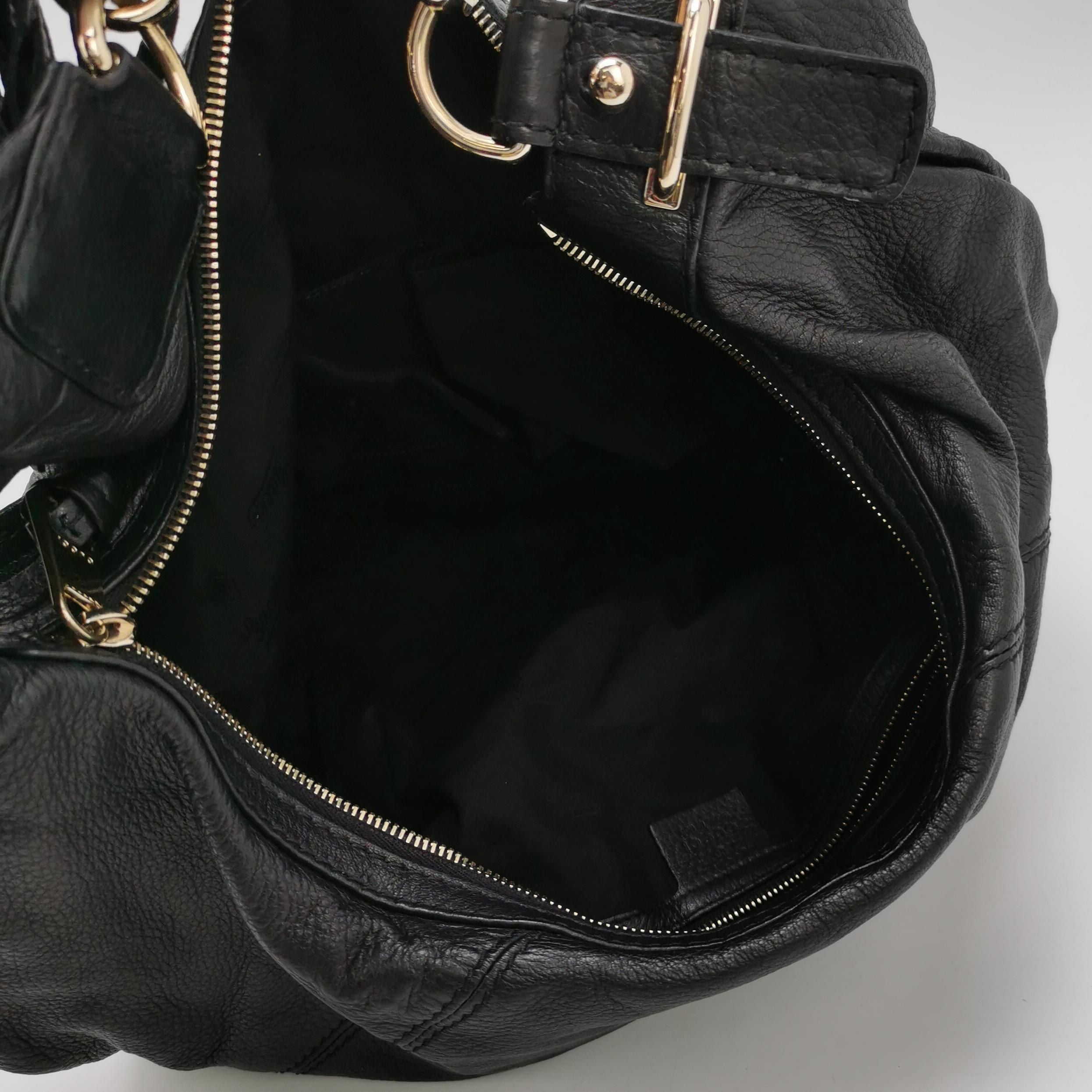 Gucci Sienna Leather Fringe Shoulder Bag 250330781127057