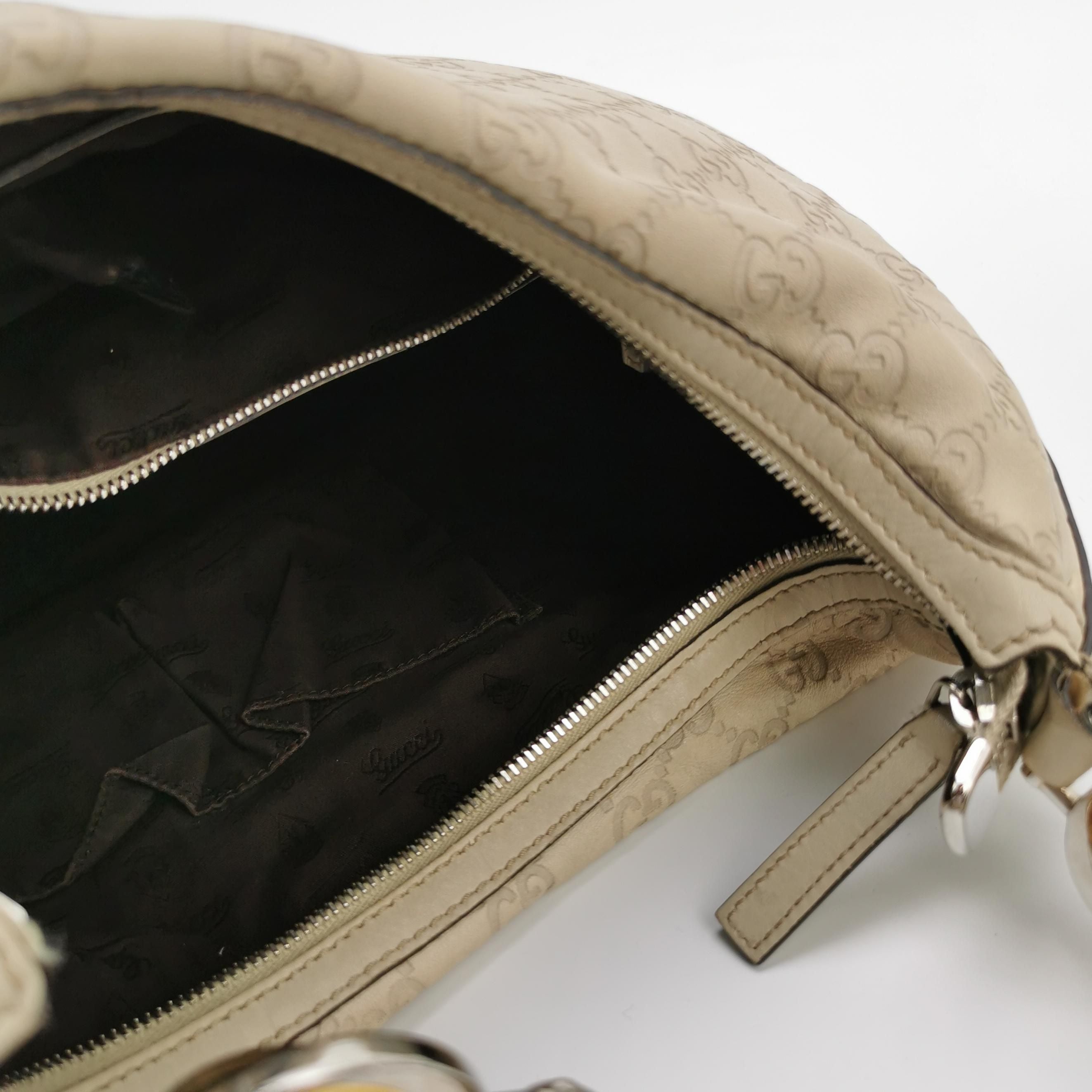 Gucci Guccissima Leather GG Monogram Shoulder Bag 250327781123784