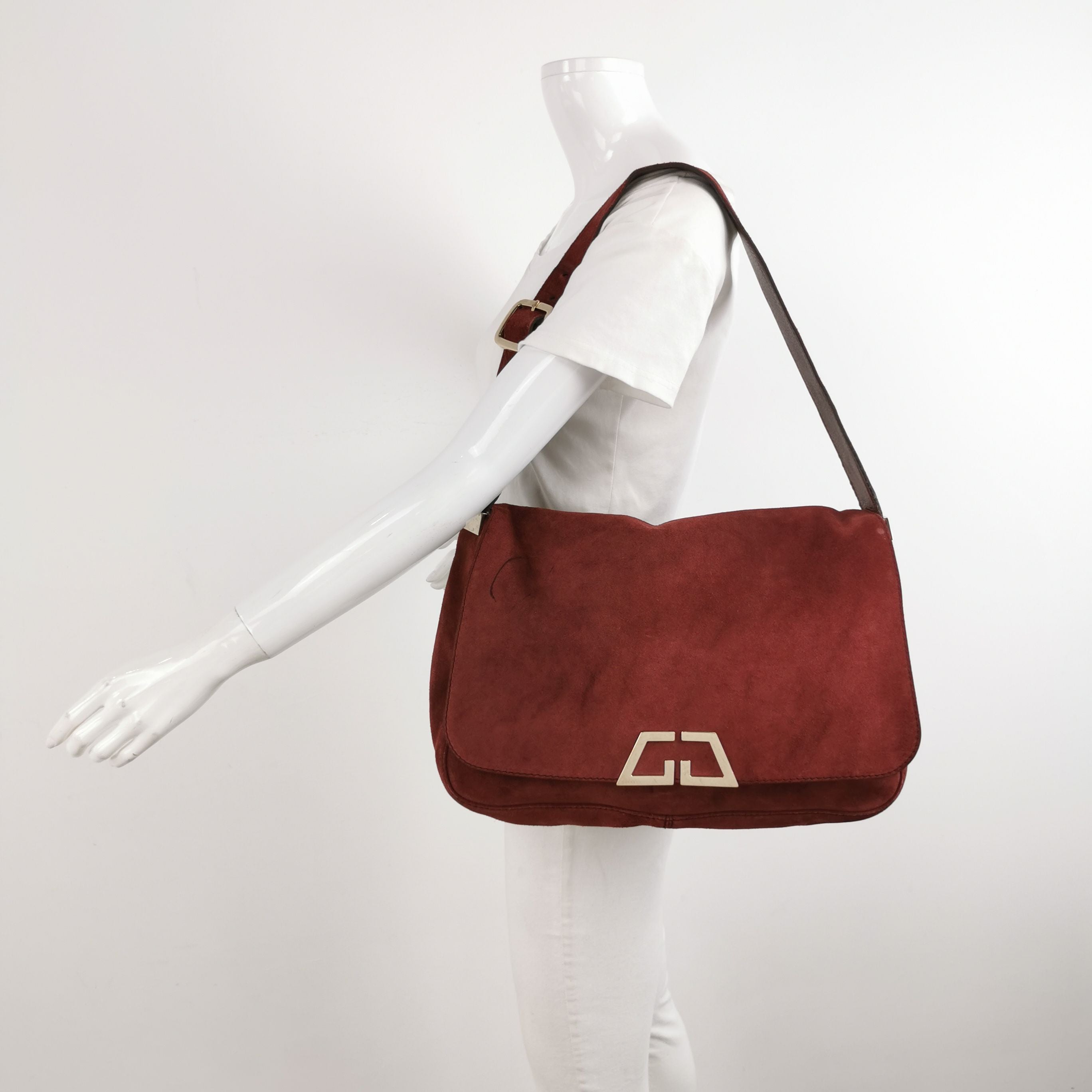 Gucci Suede Solid Flap Shoulder Bag 037852900186