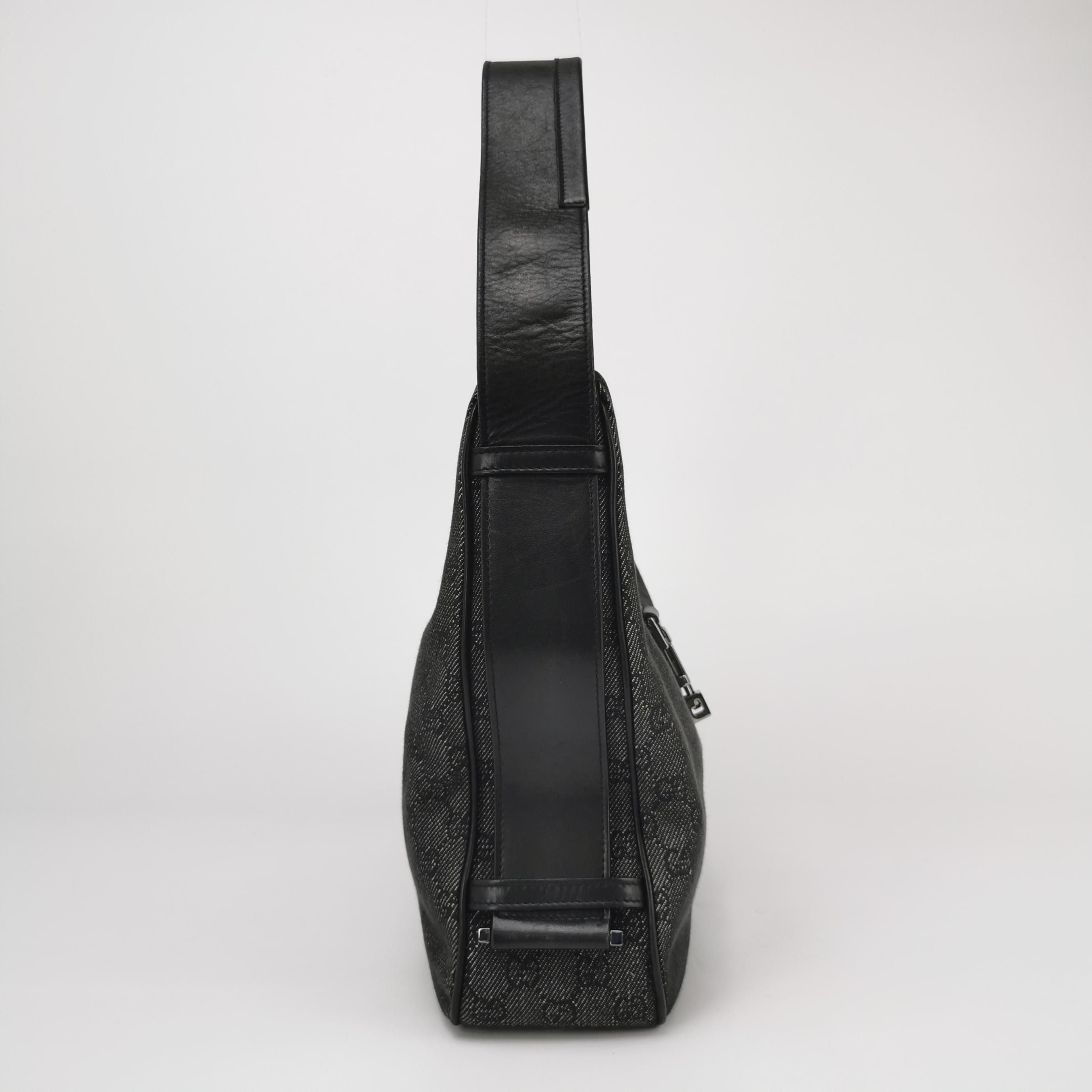 Gucci Jackie Leather and Canvas GG Monogram Metal Buckle Vintage Shoulder Bag 250322781116517