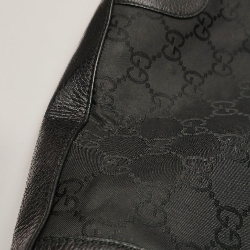 Gucci GG Canvas and Leather Shoulder Bag 250323781117553