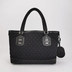 Gucci GG Embossed Shoulder Bag in Leather and Nylon 250315781106702